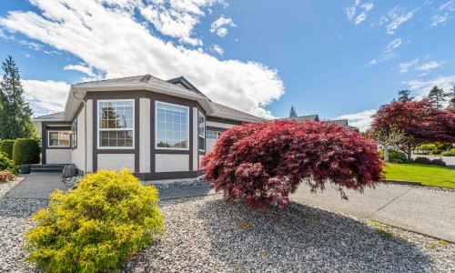 SOLD - #1333 Leeward Way Qualicum Beach, British Columbia V9K2M1