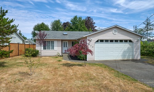 SOLD #873 Esslinger Rd Parksville, British Columbia 