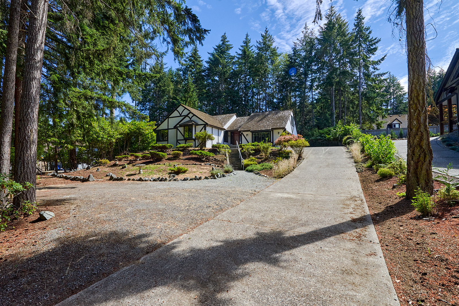 SOLD #2400 Island Hwy, Qualicum Beach, British Columbia