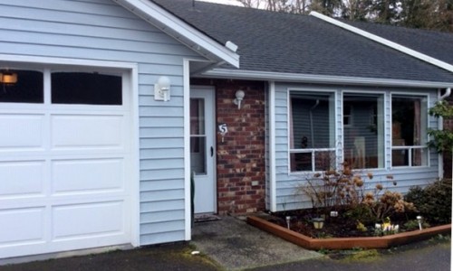 SOLD - #5-405 Craig Street, Parksville, British Columbia